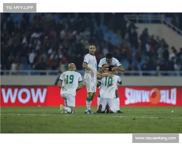 世预赛阿联酋与阿曼上半场互交白卷两队陷入激烈拉锯战